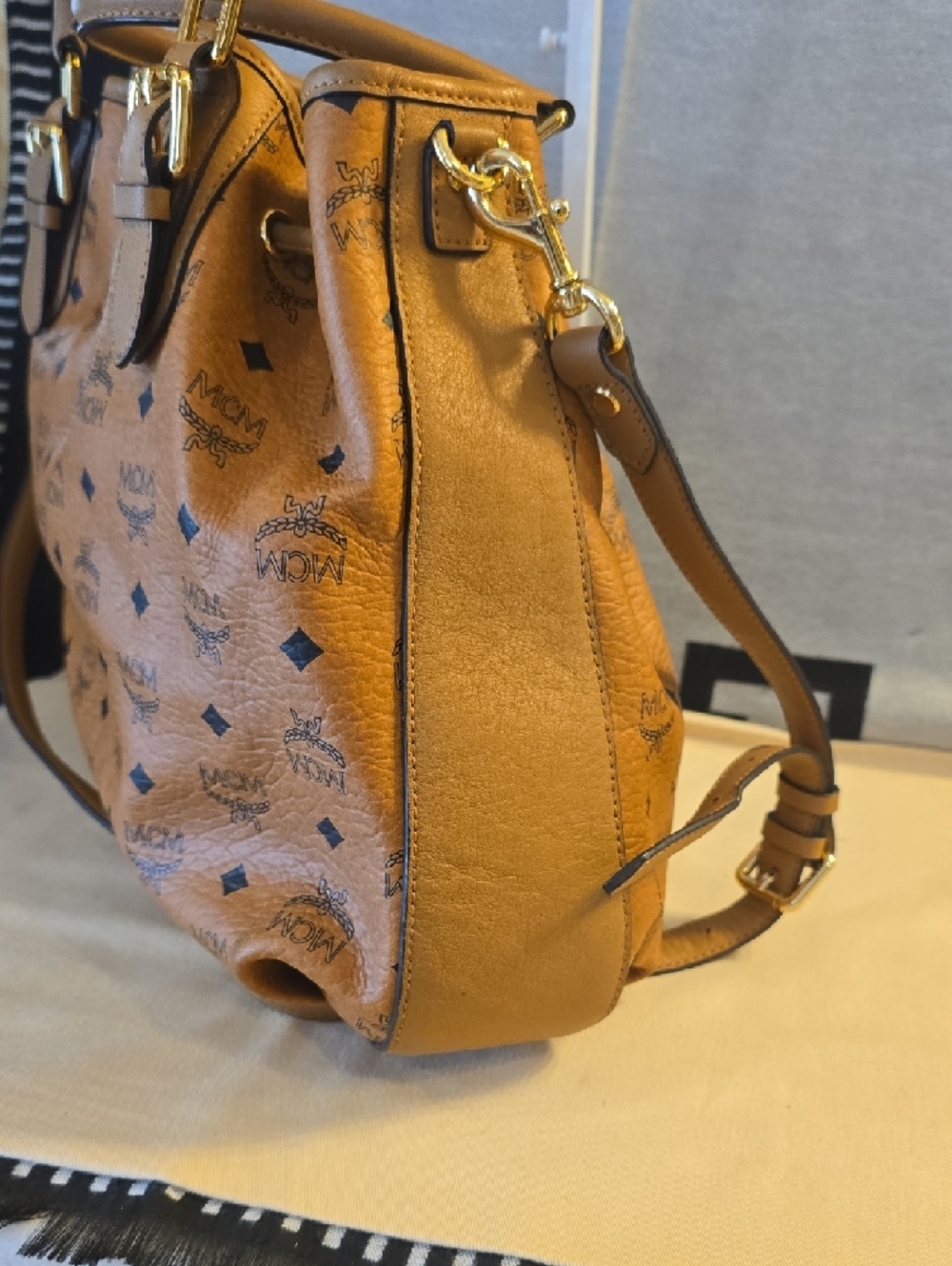 MCM Cognac Logo Drawstring Shoulder Bag with Gold Hardware - Picture 3 of 11